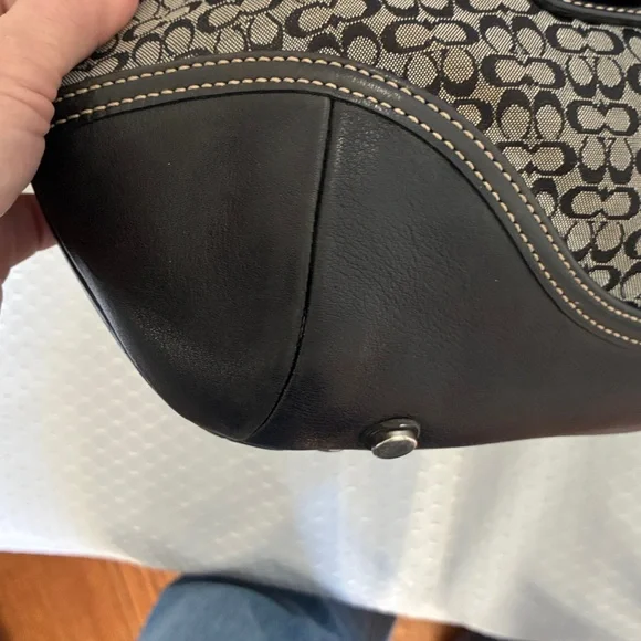 Coach Vintage Signature Series SoHo Satchel - Picture 9 of 16